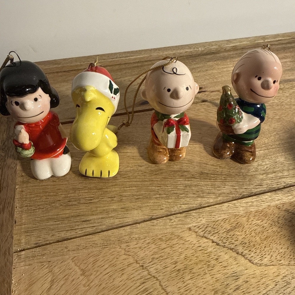 Veg 1952 United Feature Syndicate Peanuts Linus, Lucy, Woodstock & Charlie Brown